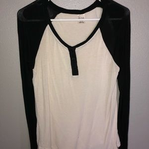 Long sleeve baseball tee